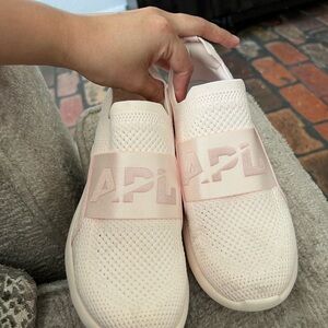 apl tech loom bliss running shoes